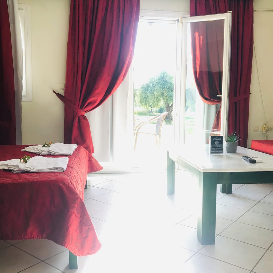 Room, 1 Bedroom, Smoking, Terrace | 1 bedroom