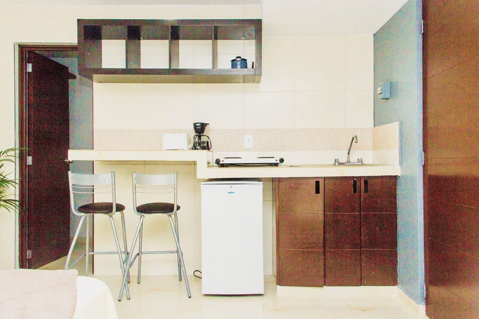Room, 1 Bedroom, Smoking | Interior