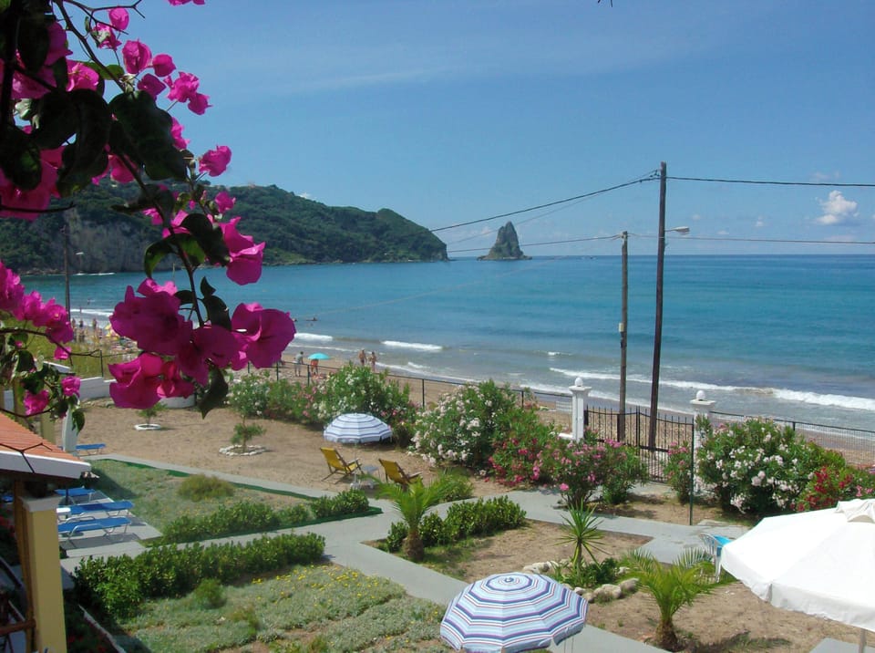 House, 2 Bedrooms, Smoking, Patio | Beach