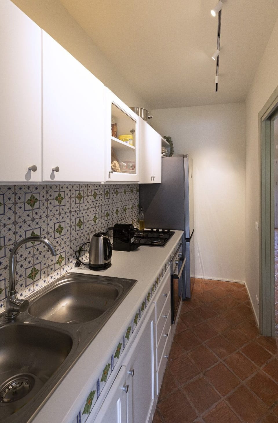 House, 2 Bedrooms | Private kitchen | Full-size fridge, oven, stovetop, espresso maker
