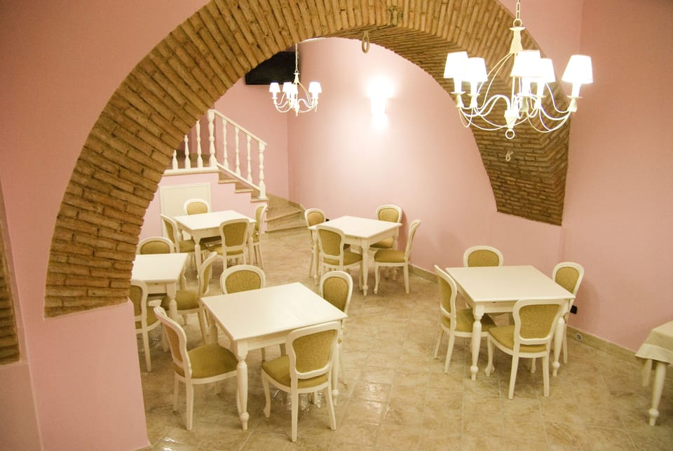 Food court
