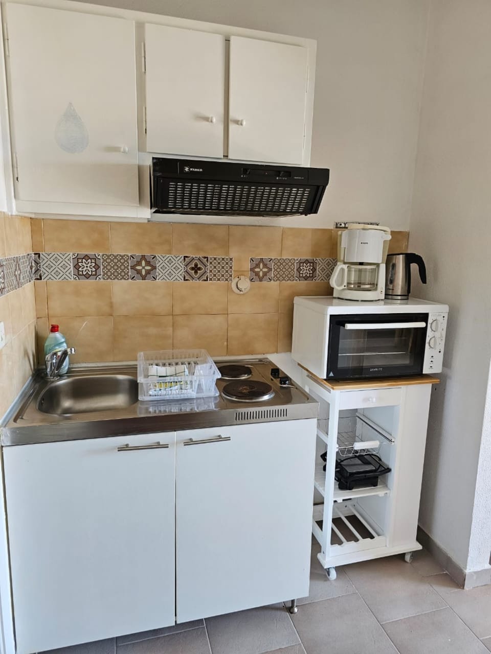 Apartment, 1 Bedroom, Smoking, Balcony | Private kitchen