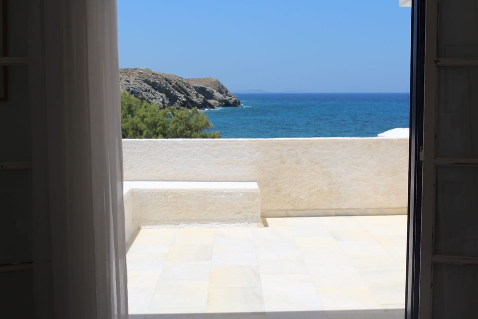 Villa, 3 Bedrooms, Smoking, Balcony | 3 bedrooms, iron/ironing board, travel crib, bed sheets