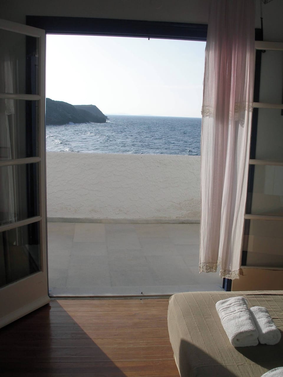 Villa, 3 Bedrooms, Smoking, Balcony | 3 bedrooms, iron/ironing board, travel crib, bed sheets