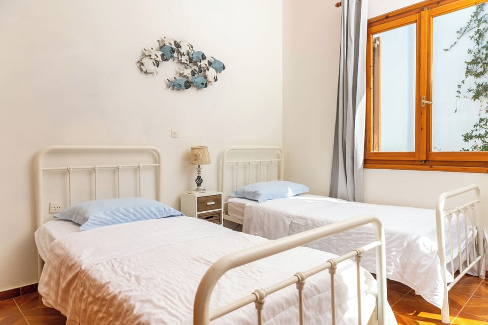 Apartment, 2 Bedrooms, Smoking, Balcony | 2 bedrooms, iron/ironing board, travel crib, bed sheets