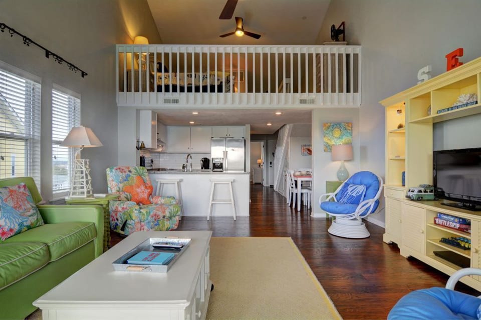 Surf Condo 731