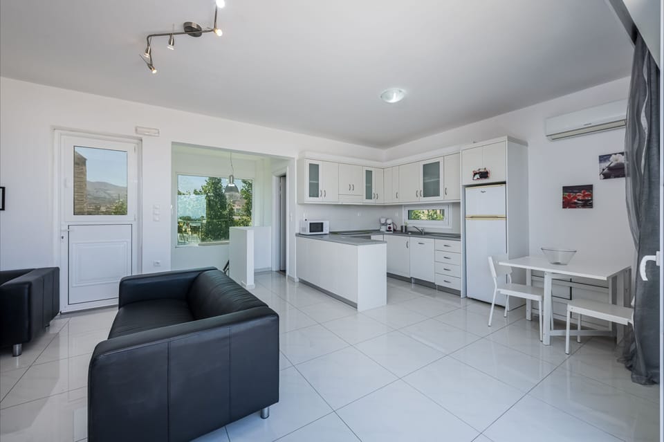 Villa, 5 Bedrooms, Private Pool, Garden View | Living area | Fireplace