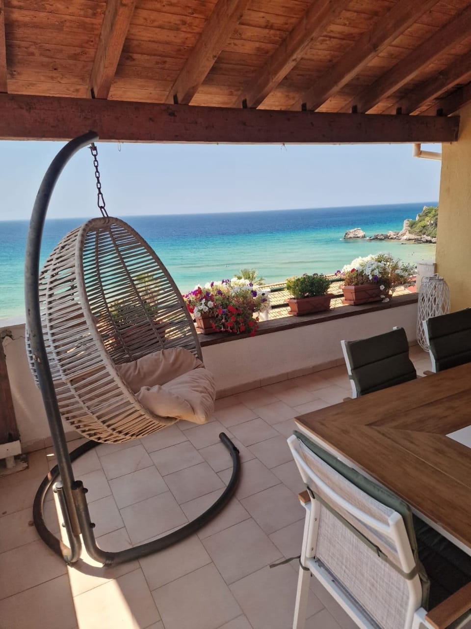 Apartment, 2 Bedrooms, Balcony, Mountain View | Balcony
