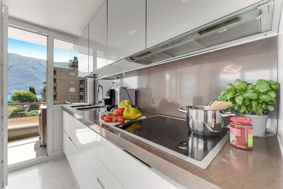 Family Apartment, 2 Bedrooms, 2 Bathrooms (Paradiso Incanto) | Private kitchen | Full-size fridge, microwave, oven, stovetop