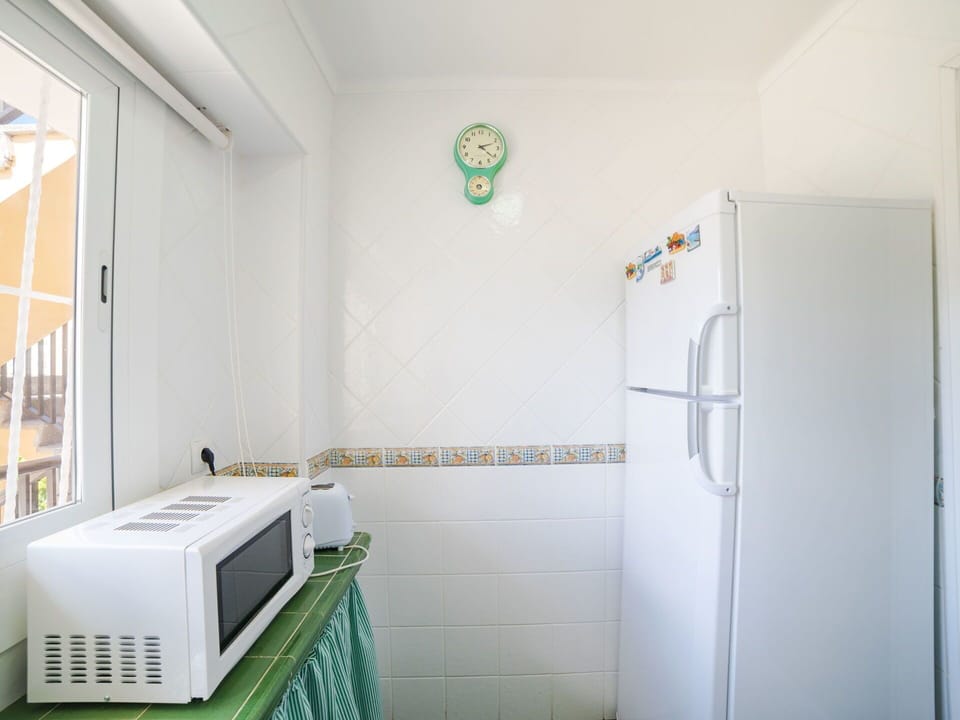Room, Property, Major Appliance, Laundry Room, House, Interior Design, Building, Tile, Floor, Bathroom