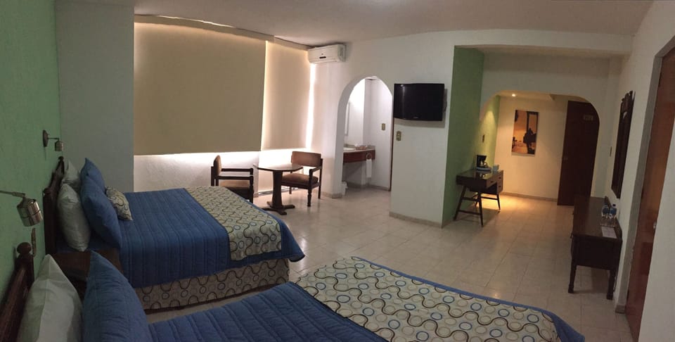 Superior Double Room | Desk, blackout drapes, soundproofing, iron/ironing board