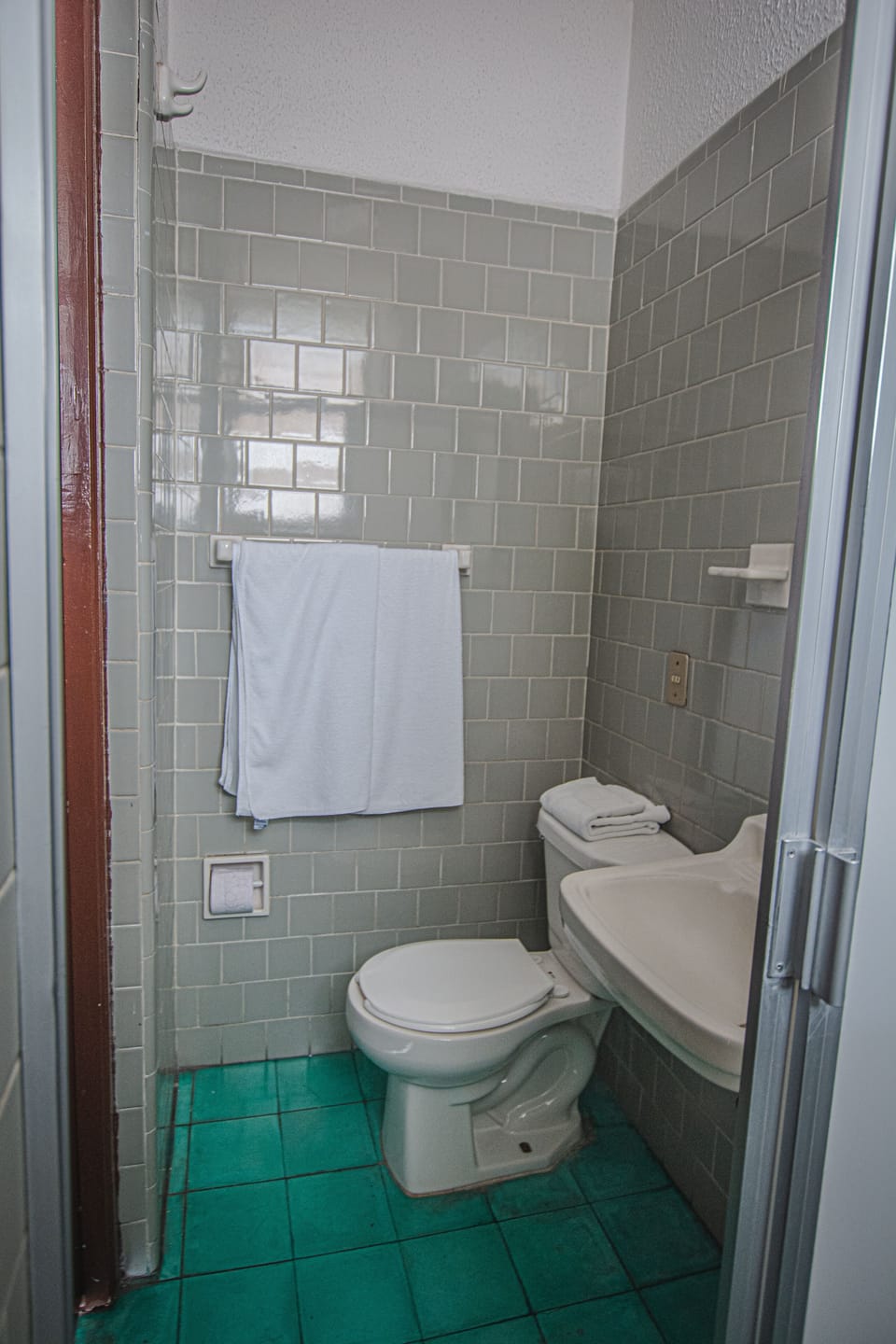 Single Room | Bathroom sink