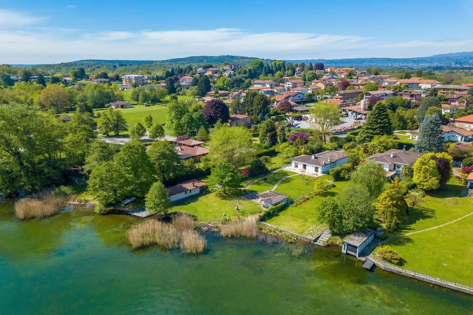 Family Villa, 3 Bedrooms, 2 Bathrooms, Lakeside (Villa Martine Au Bord Du Lac with) | Aerial view
