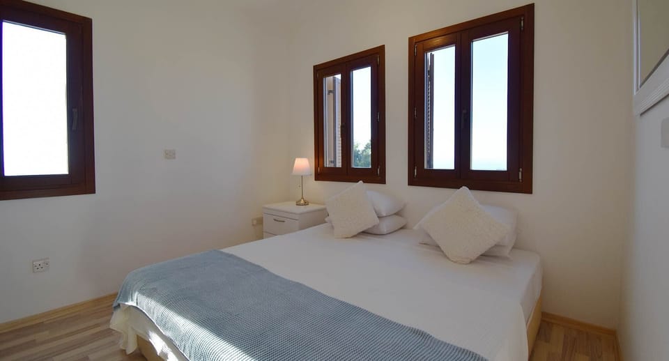 Apartment, 1 Bedroom | 1 bedroom, iron/ironing board, cribs (surcharge), WiFi (free)