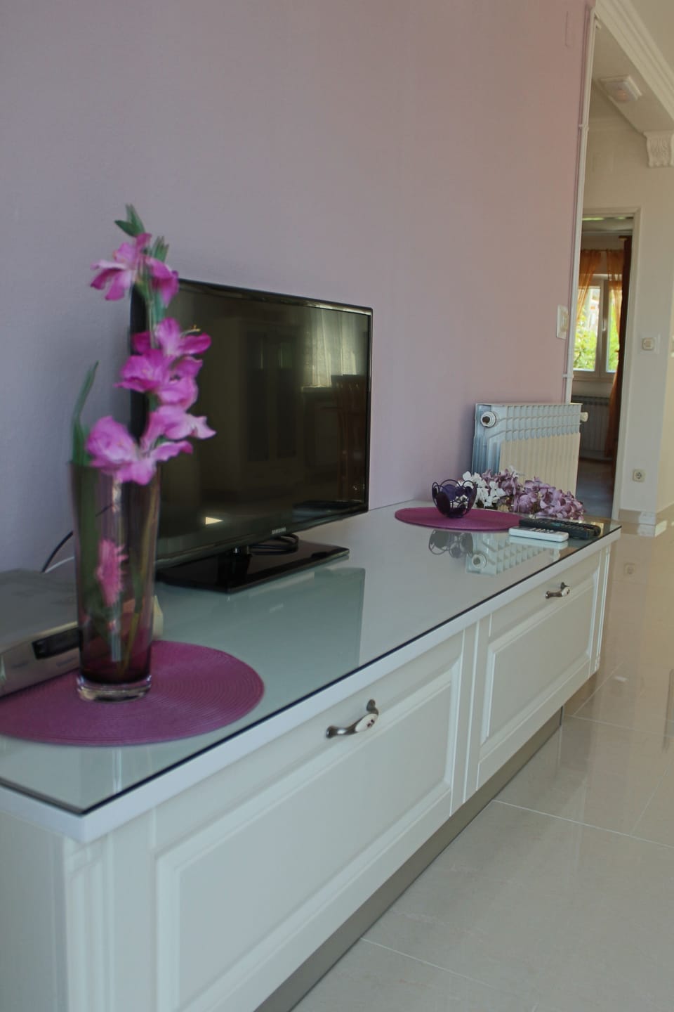 Apartment (Two-Bedroom Apartment with Balcony) | Living room | TV