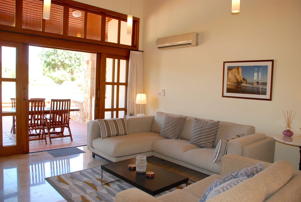 Villa, 3 Bedrooms | Living area | TV