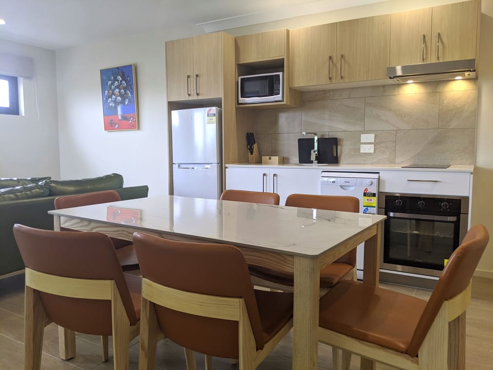 Coffee/tea maker, microwave, electric kettle, freezer