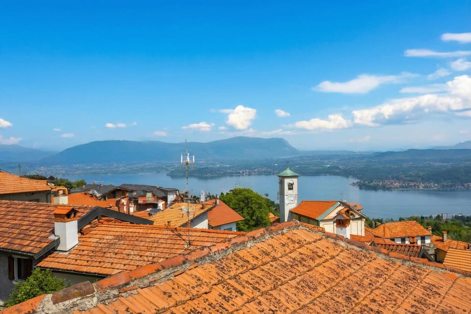 Family Townhome, Multiple Bedrooms, Mountainside (La Casa nel Borgo Lake View) | Private kitchen | Full-size fridge, microwave, oven, stovetop