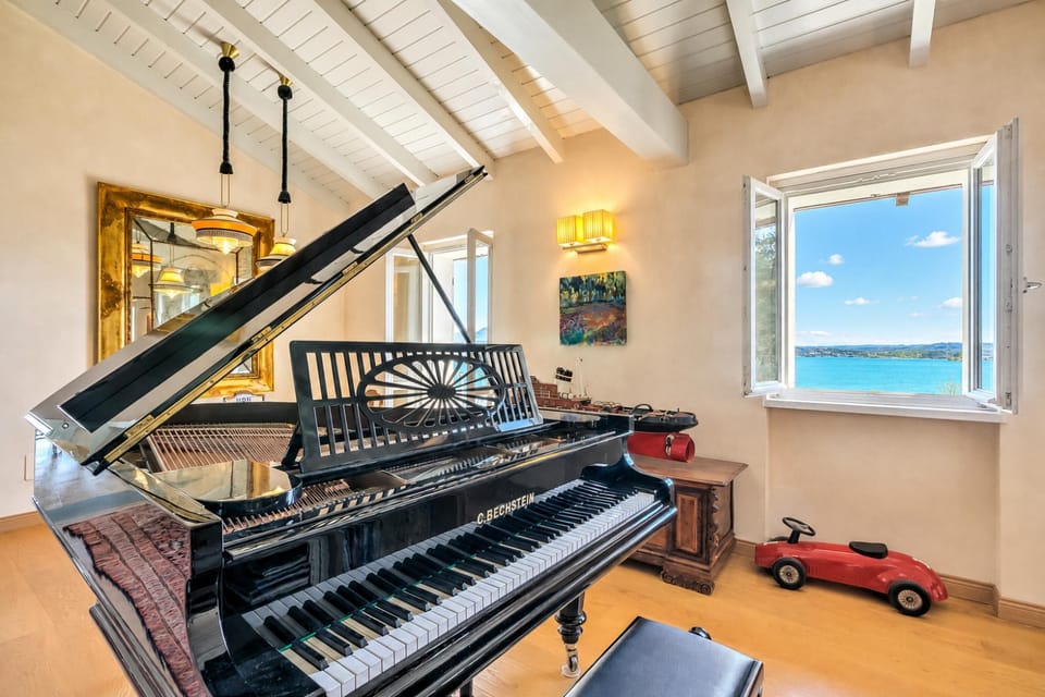 Family Villa, 3 Bedrooms, Fireplace, Mountainside (Paradis Relais Private Hilltop Villa,) | Interior