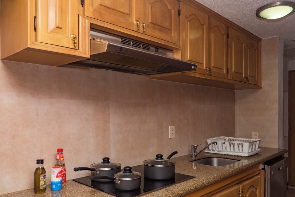 Deluxe Villa, Balcony | Private kitchen | Fridge, oven, stovetop, dishwasher