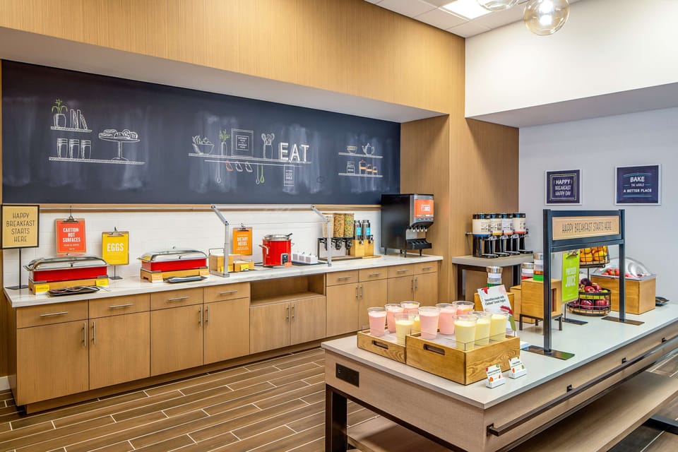 Free daily buffet breakfast