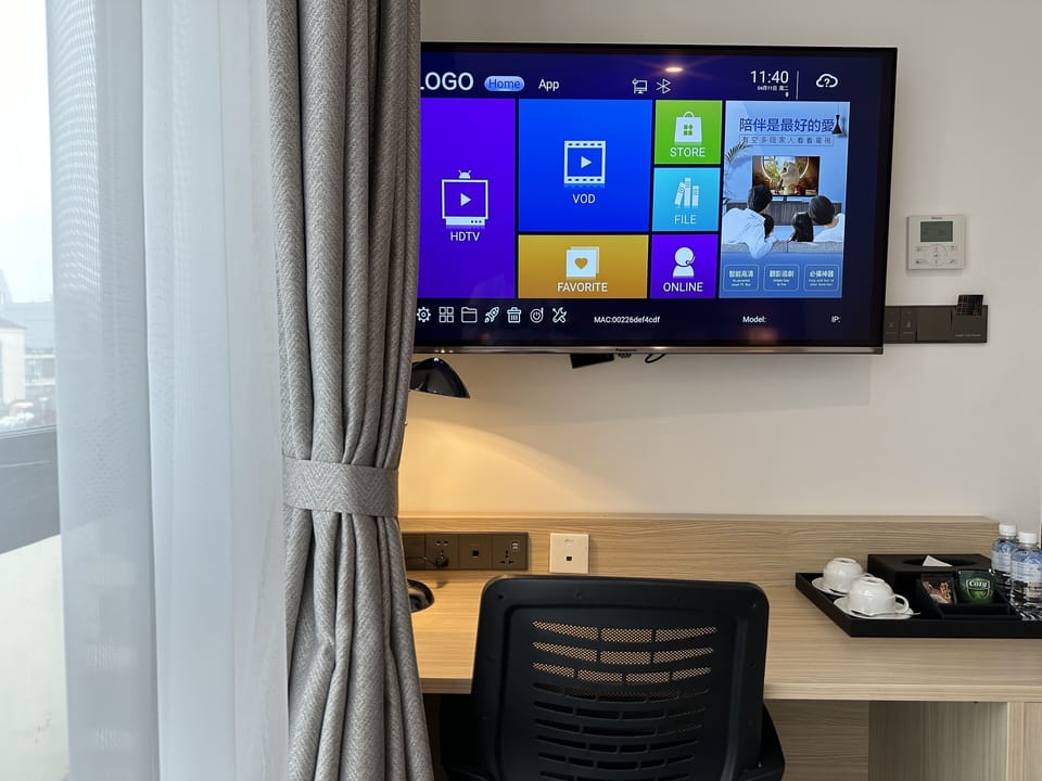 Deluxe Double Room | Minibar, in-room safe, desk, laptop workspace