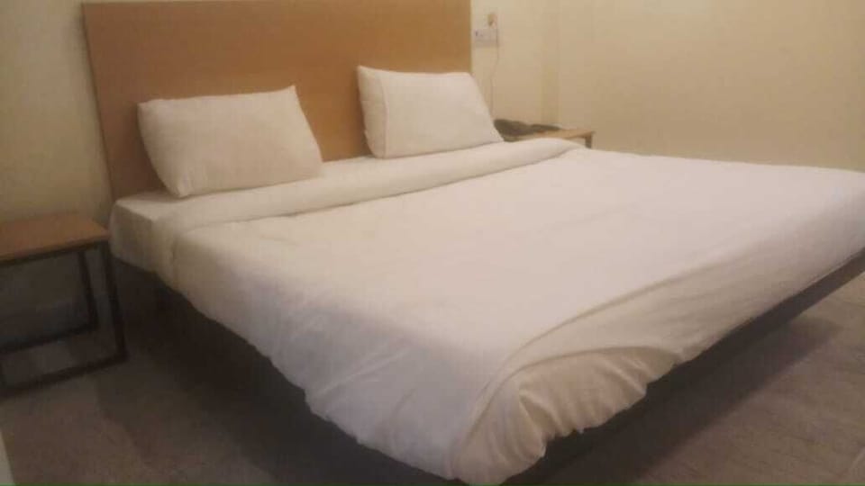 Double Room | Free WiFi