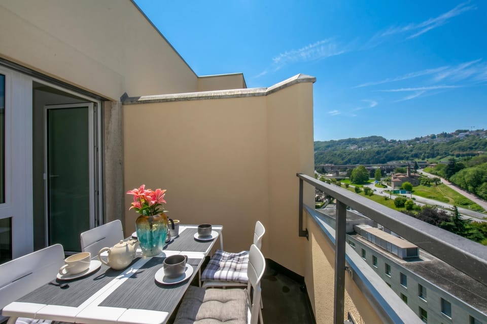 Family Apartment, 3 Bedrooms, 2 Bathrooms (Laguna di Lugano with Balcony) | Outdoor dining