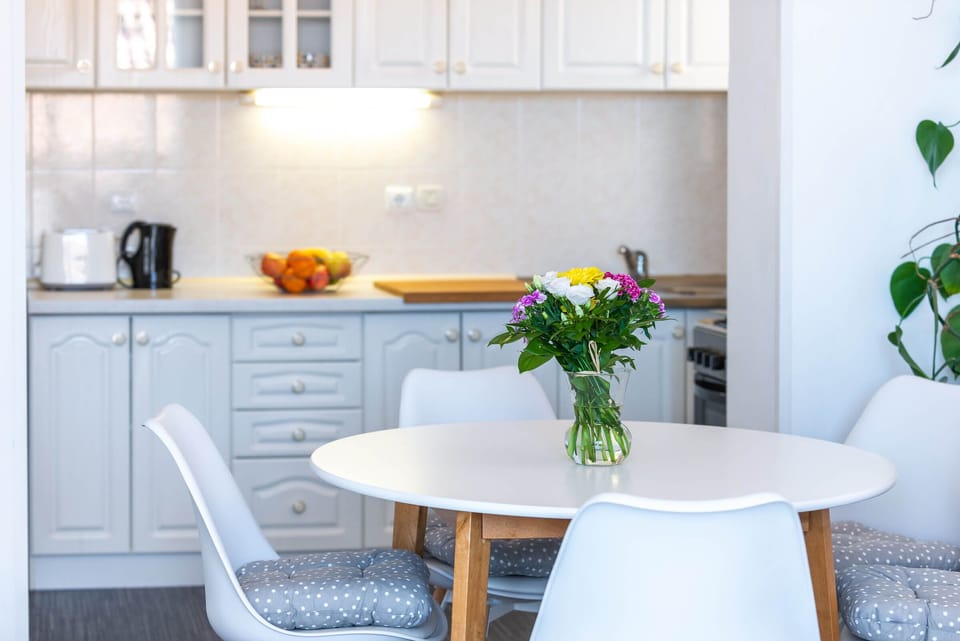 Standard Apartment, 3 Bedrooms, Balcony | 3 bedrooms, iron/ironing board, free WiFi, bed sheets