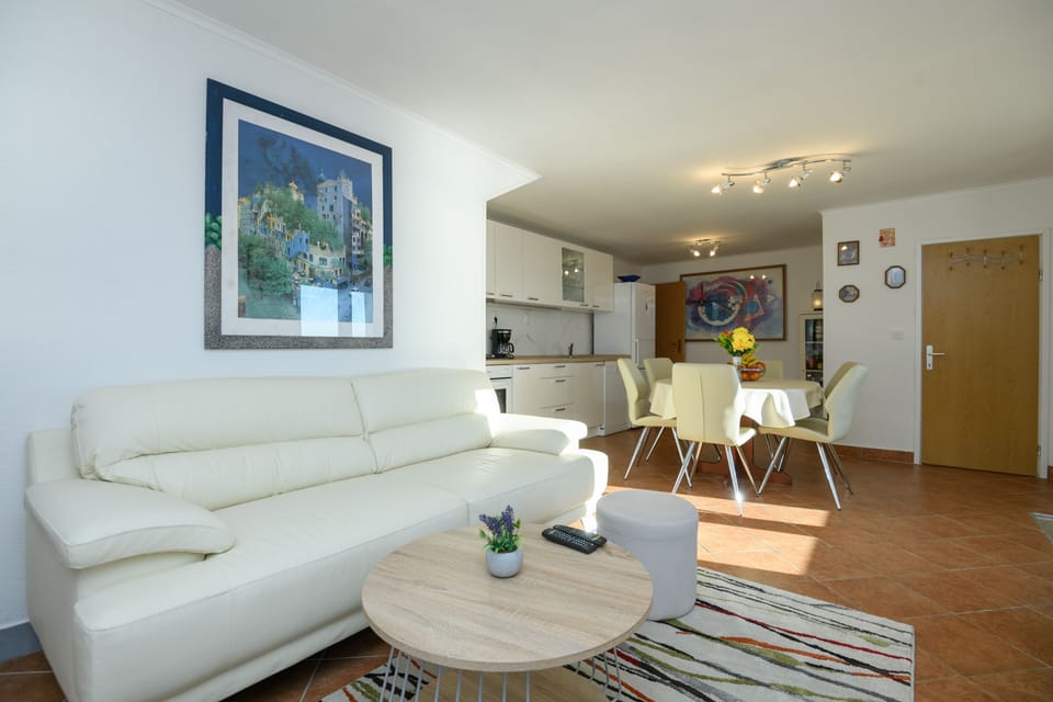 House, 3 Bedrooms, Terrace, Sea View | Living area | Flat-screen TV, fireplace