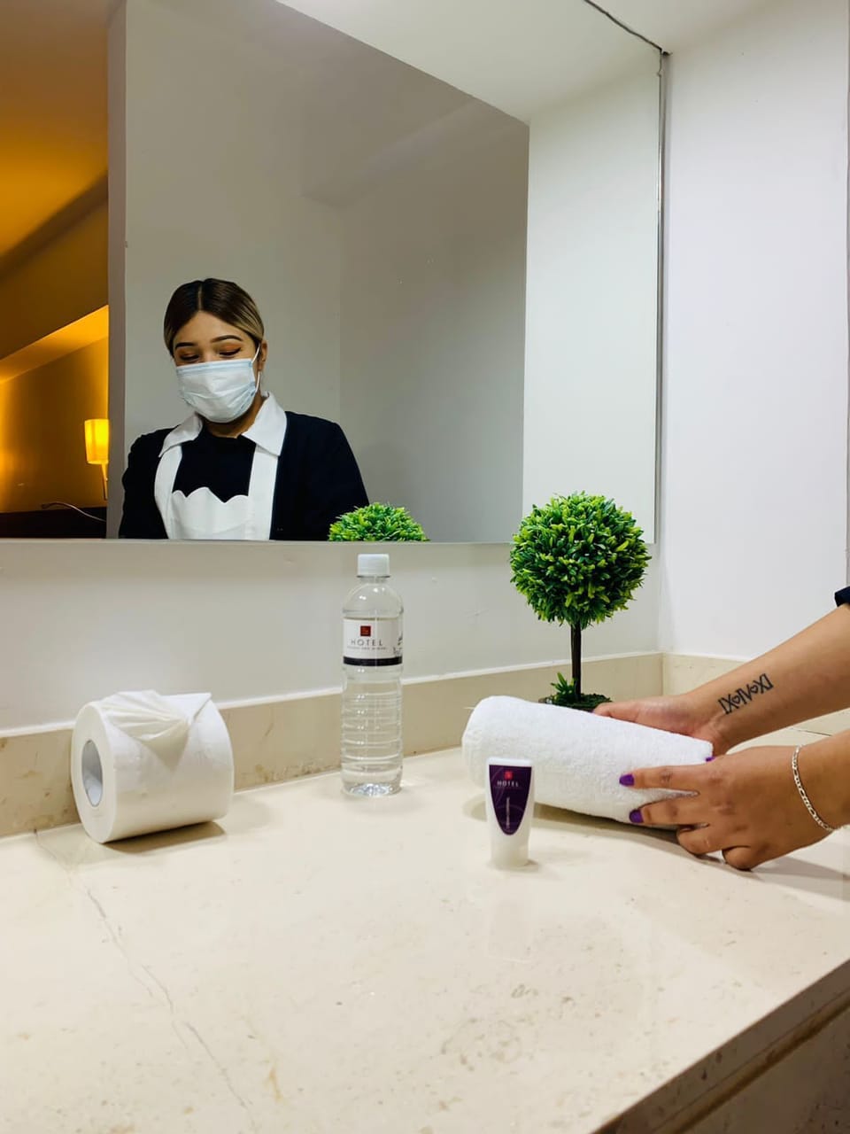 Suite | Bathroom | Shower, towels