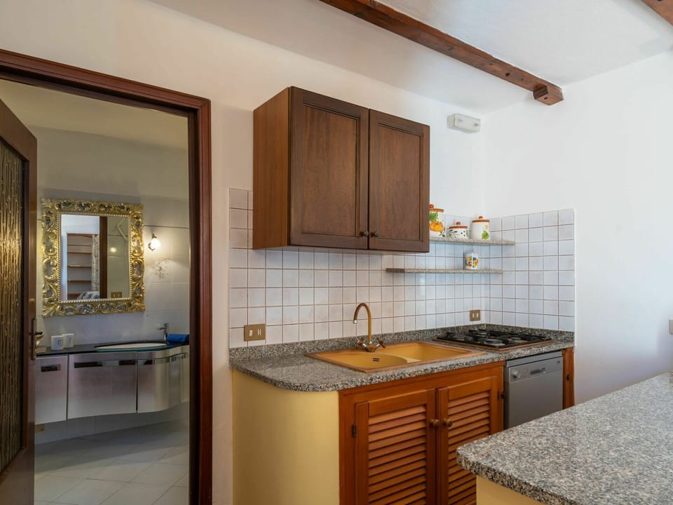 Room, Interior Design, Architecture, Property, Plumbing Fixture, Floor, Tap, Ceiling, Wall, Interior Design