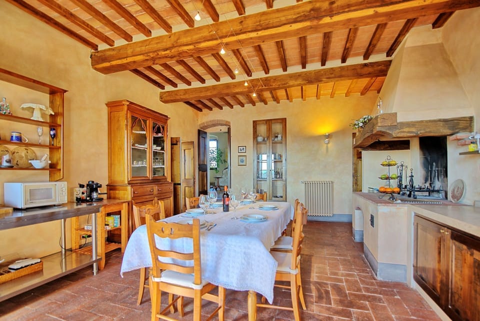 Dining Room, Kitchen
