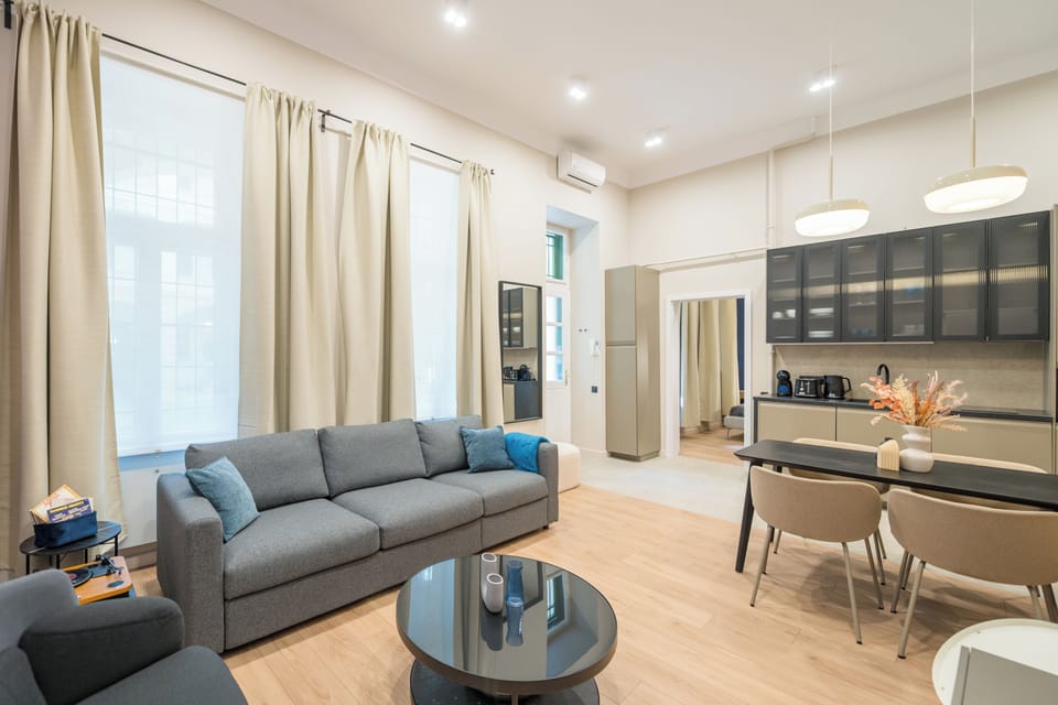 Comfort Apartment | Living area | Smart TV, Netflix, streaming services