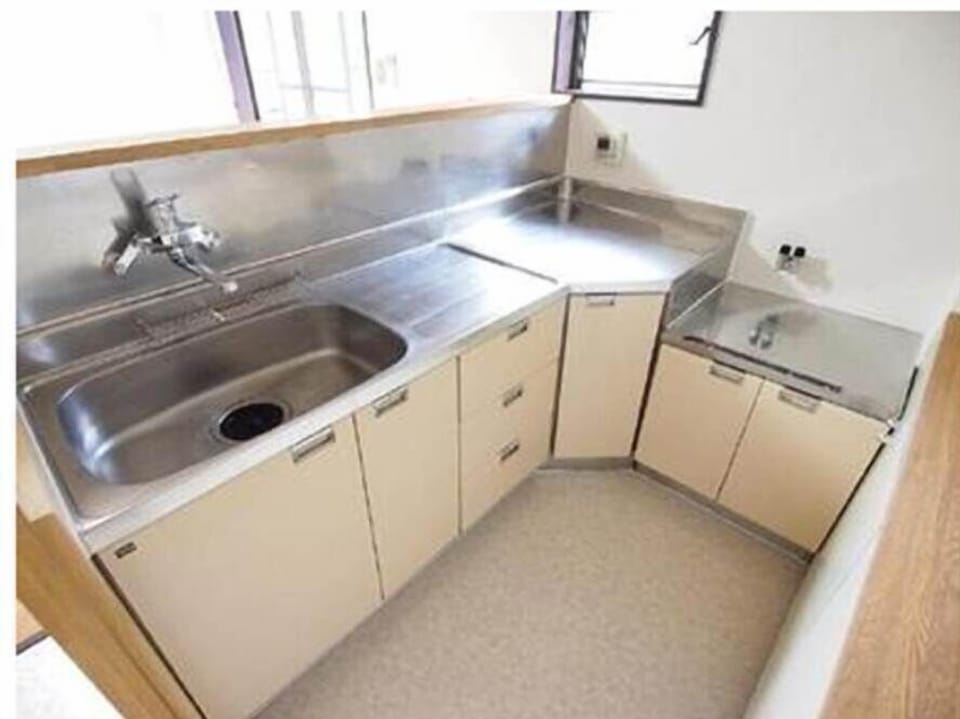 Private Vacation Home | Private kitchenette | Fridge, microwave, stovetop, electric kettle