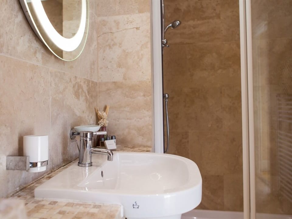 Birch House B&B Bed and Breakfast in Weymouth