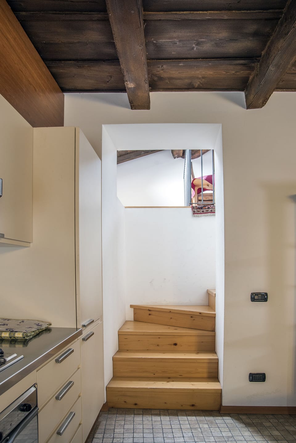 Apartment, 3 Bedrooms (8 people) | Private kitchen | Full-size fridge, microwave, stovetop, coffee/tea maker