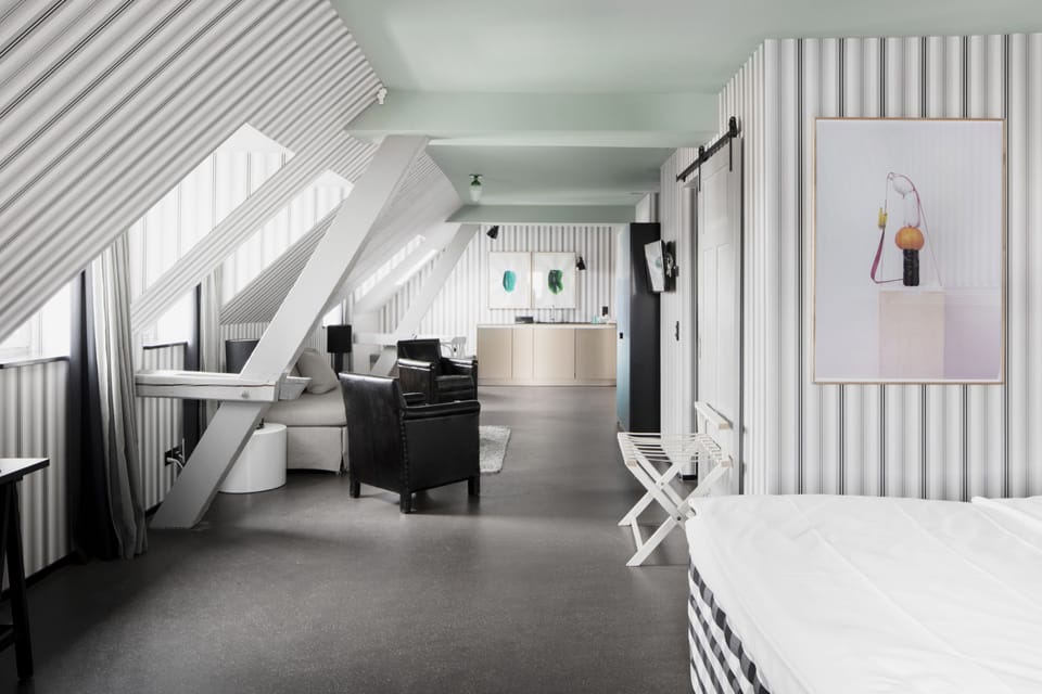 Attic Junior Suite | Premium bedding, pillowtop beds, individually decorated