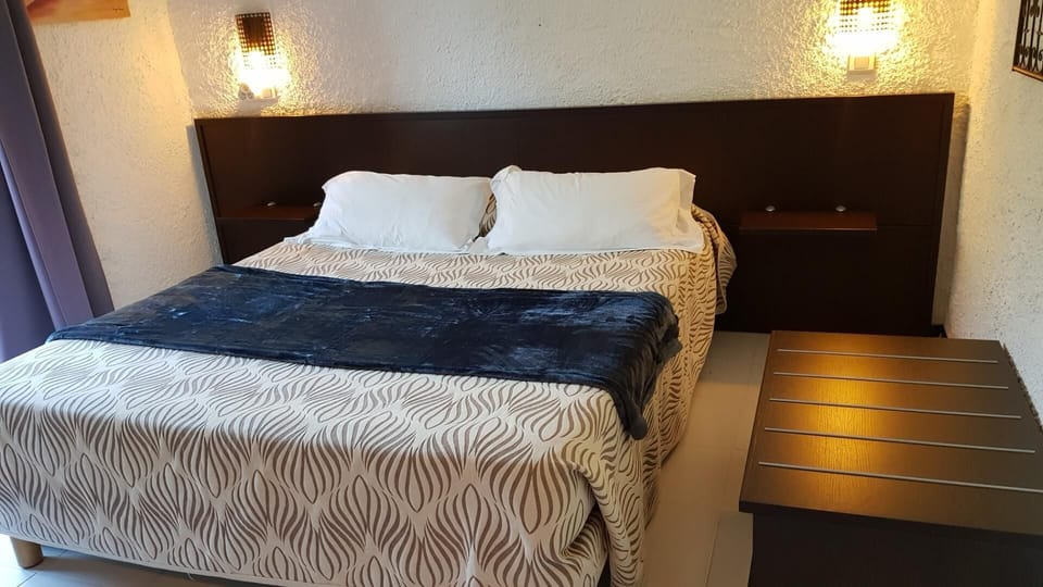 Desk, blackout drapes, cribs (surcharge), WiFi (free)