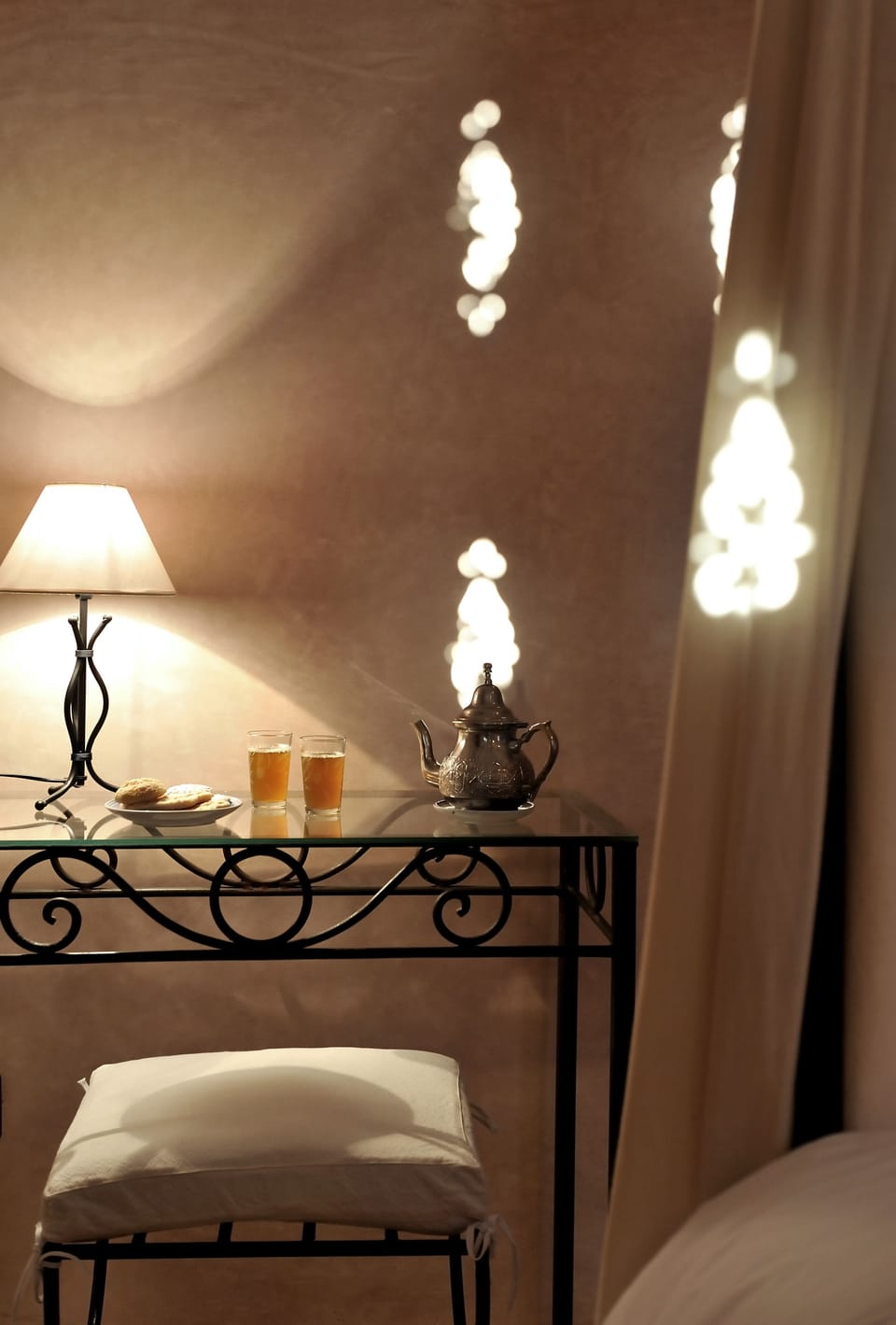 Junior Suite | Egyptian cotton sheets, premium bedding, in-room safe