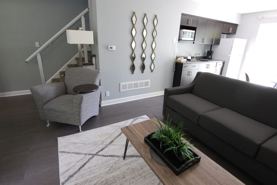 Pine (Guest House) | Private kitchenette | Mini-fridge, microwave, coffee/tea maker