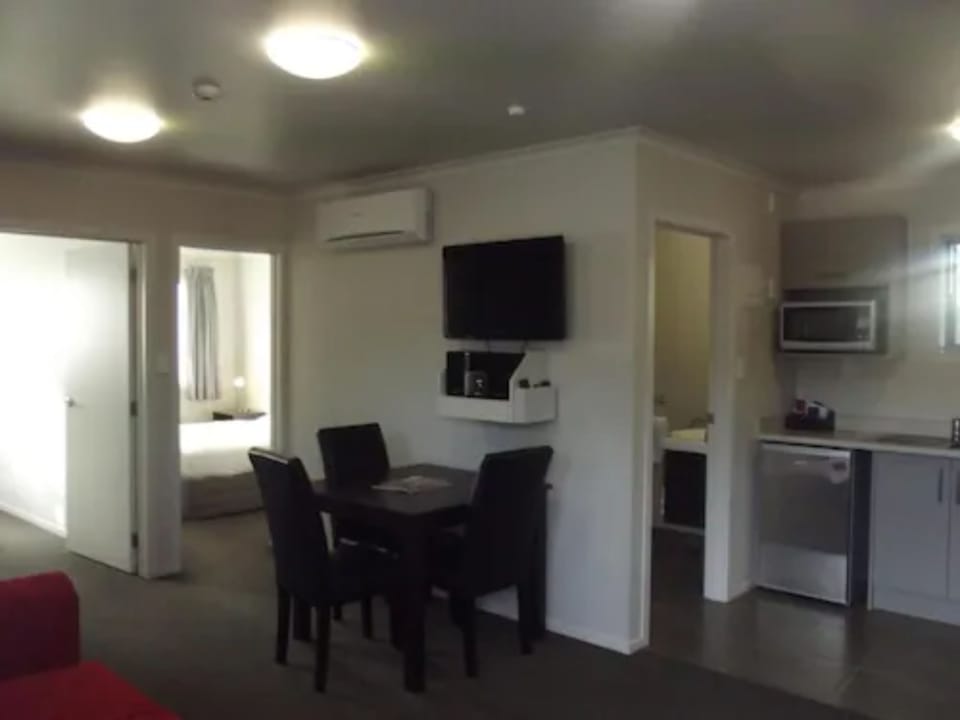 Standard Room, 2 Bedrooms | Private kitchen | Fridge, microwave, stovetop, electric kettle