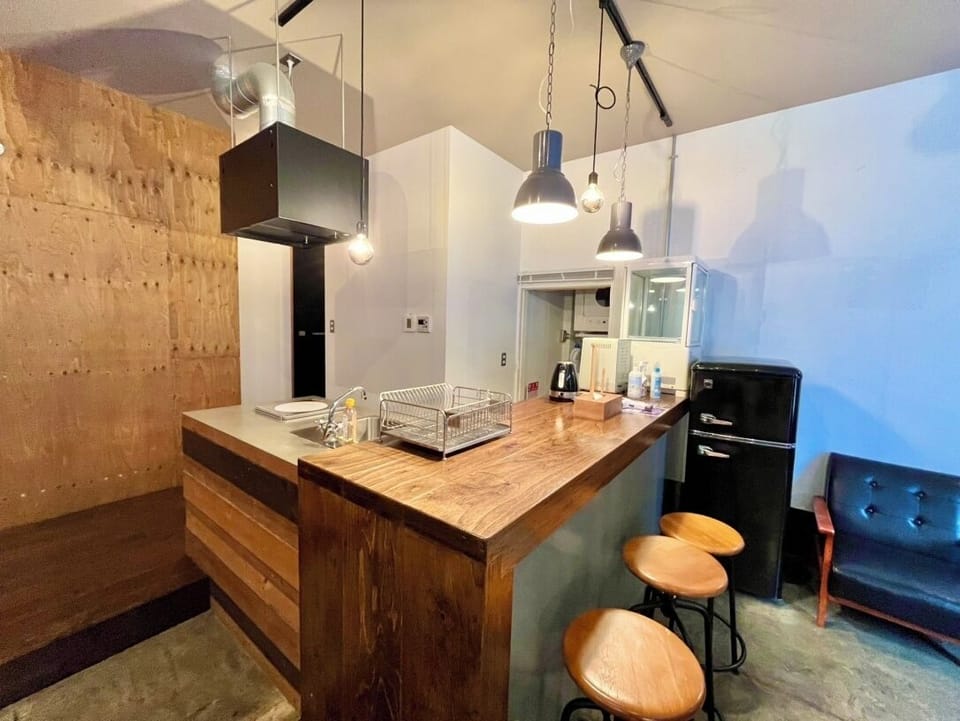 Fridge, microwave, stovetop, electric kettle