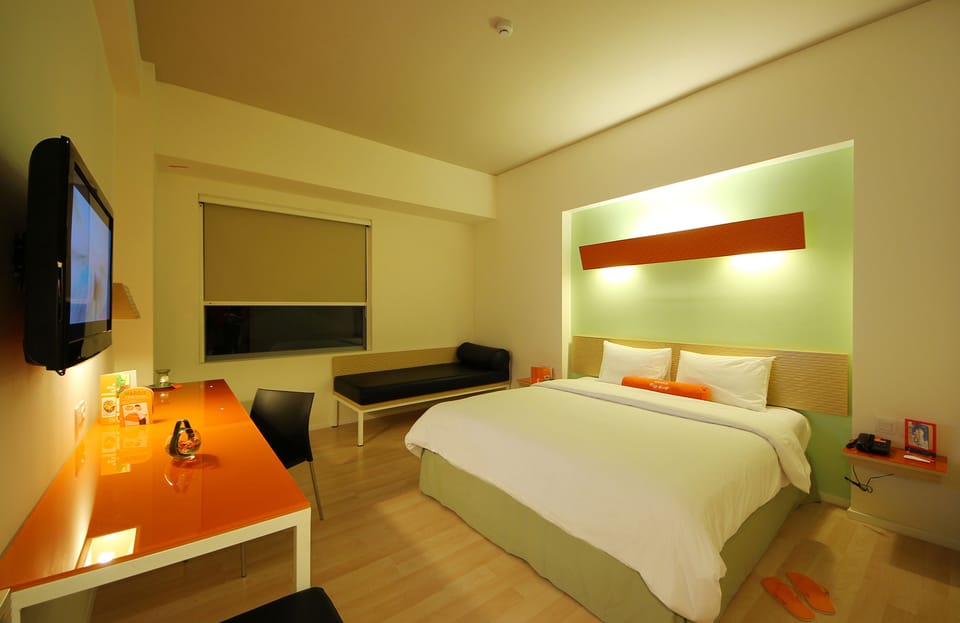 Minibar, in-room safe, desk, blackout drapes