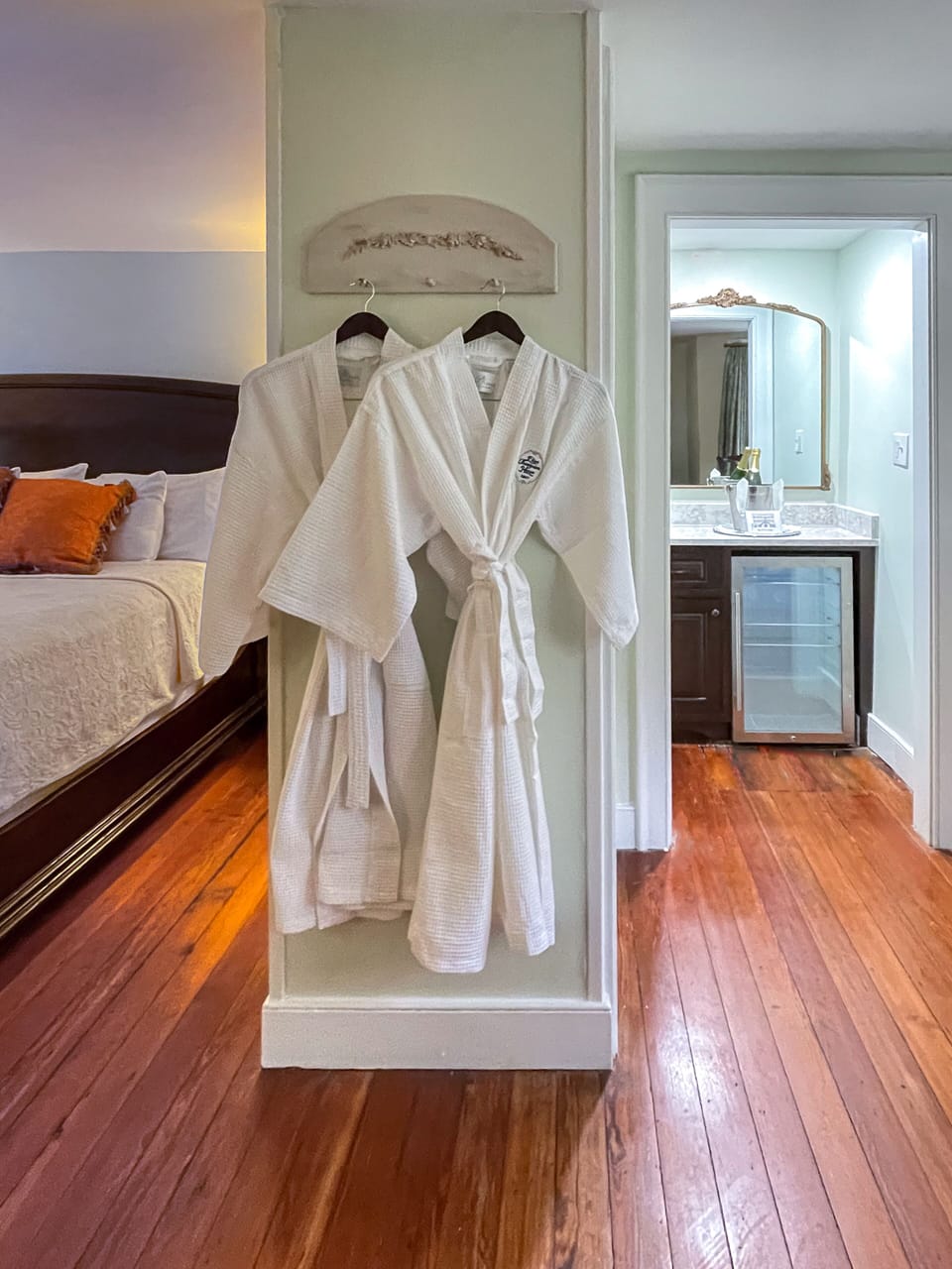 Lower Level King - Chatham Room | Premium bedding, in-room safe, iron/ironing board, WiFi (free)