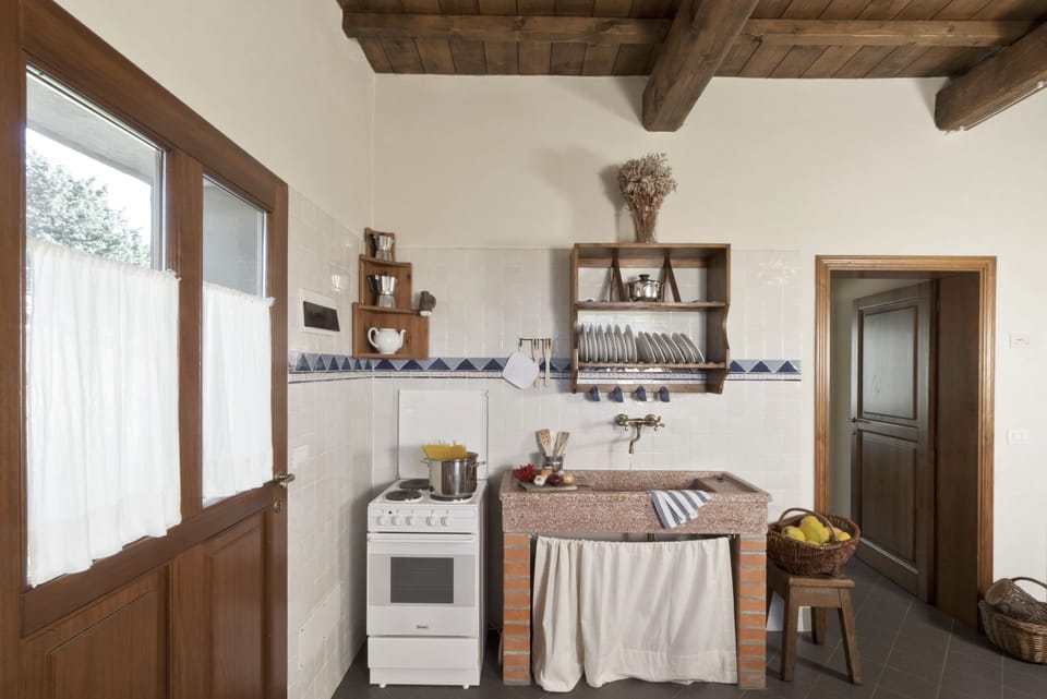 Apartment, 2 Bedrooms (Canaiolo) | Private kitchenette | Microwave, oven, stovetop, electric kettle