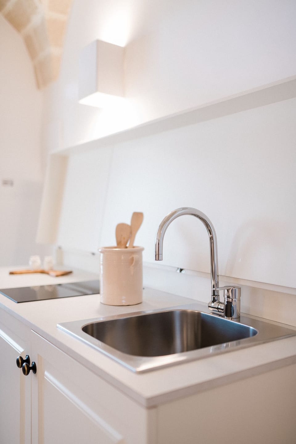 Standard Suite | Private kitchenette | Fridge, electric kettle