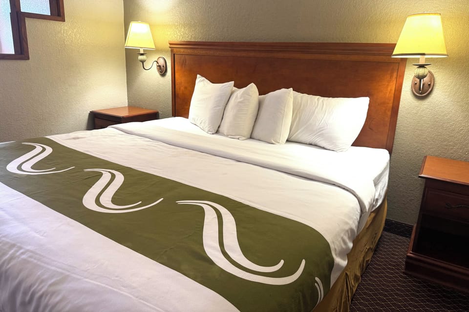 Desk, iron/ironing board, free WiFi, bed sheets