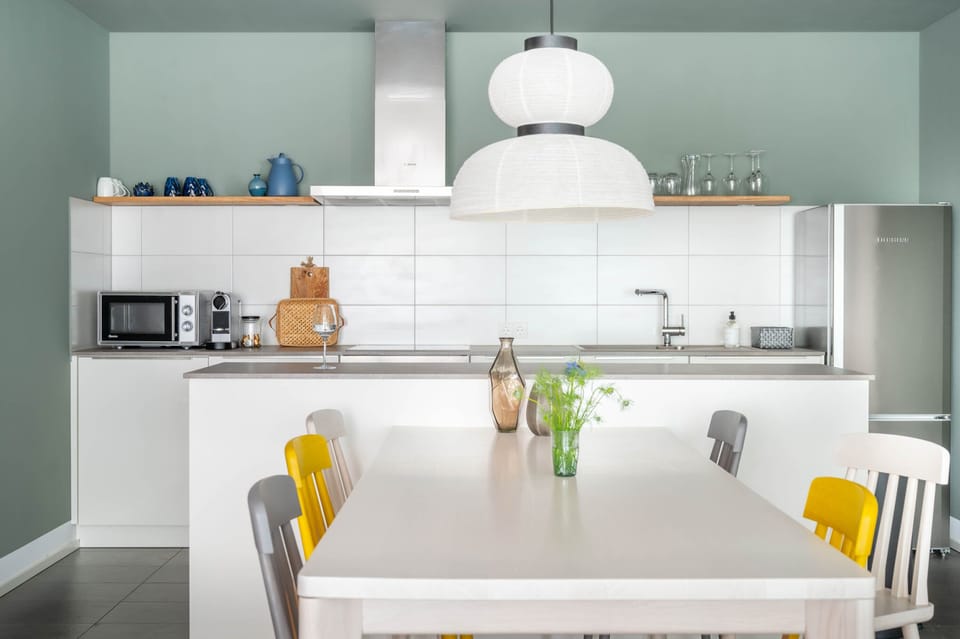 Apartment Suite (exklusive 75 EUR Reinigungsgebühr) | Private kitchen | Highchair