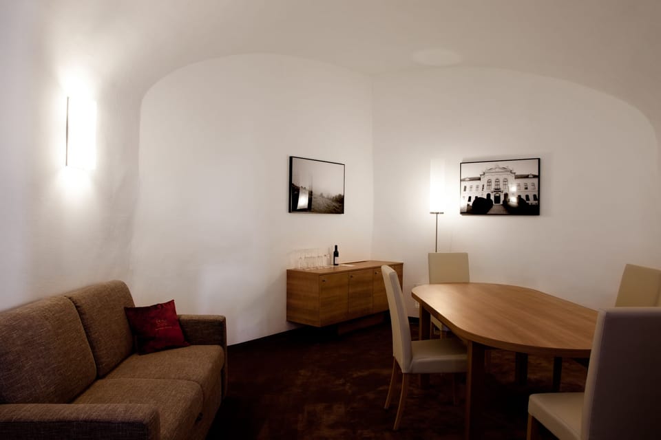Honeymoon Studio Suite, 1 Bedroom | Living area | Flat-screen TV